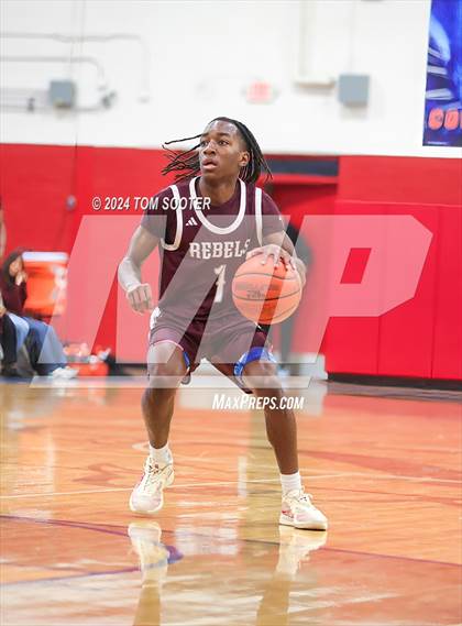 Thumbnail 3 in Perryton vs. Midland Legacy (Raising Cane's Key City Classic) photogallery.