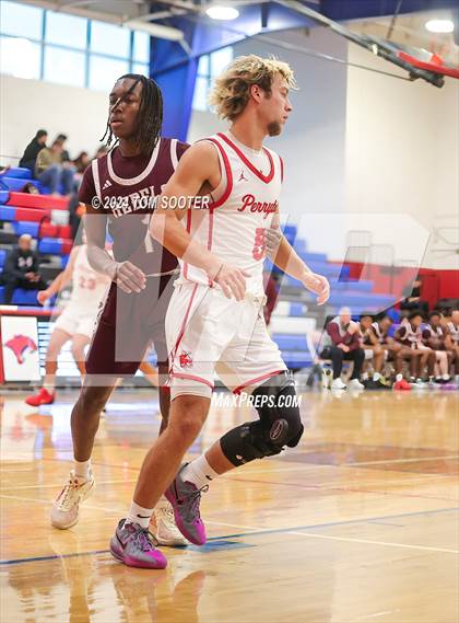 Thumbnail 2 in Perryton vs. Midland Legacy (Raising Cane's Key City Classic) photogallery.