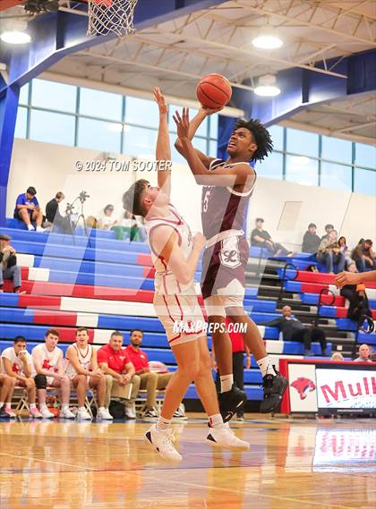 Thumbnail 1 in Perryton vs. Midland Legacy (Raising Cane's Key City Classic) photogallery.
