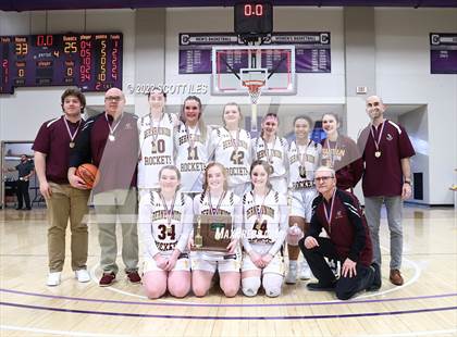 Thumbnail 2 in Newark Catholic vs. Berne Union (OHSAA D4 District Final) photogallery.