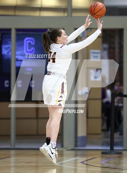 Thumbnail 1 in Newark Catholic vs. Berne Union (OHSAA D4 District Final) photogallery.