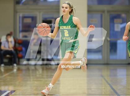 Thumbnail 2 in Newark Catholic vs. Berne Union (OHSAA D4 District Final) photogallery.