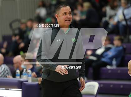 Thumbnail 2 in Newark Catholic vs. Berne Union (OHSAA D4 District Final) photogallery.