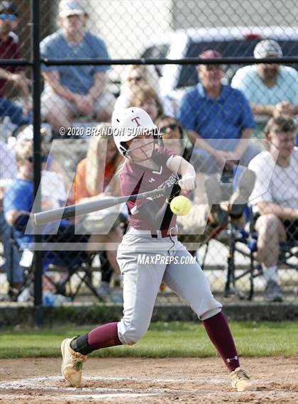 Thumbnail 1 in Jemison vs Thorsby (Chilton County Tournament) photogallery.