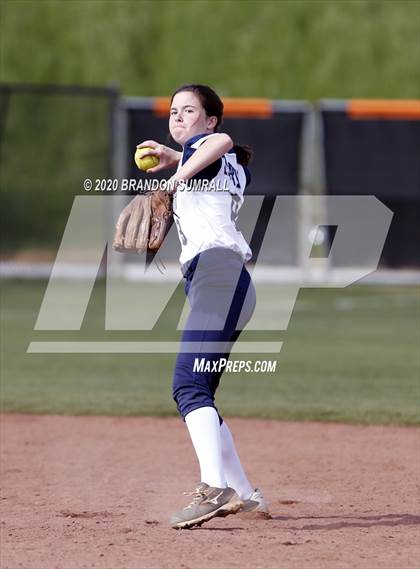 Thumbnail 1 in Jemison vs Thorsby (Chilton County Tournament) photogallery.