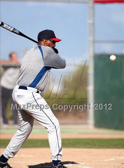 Thumbnail 1 in Beaumont vs. King photogallery.