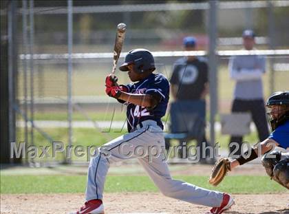 Thumbnail 1 in Beaumont vs. King photogallery.