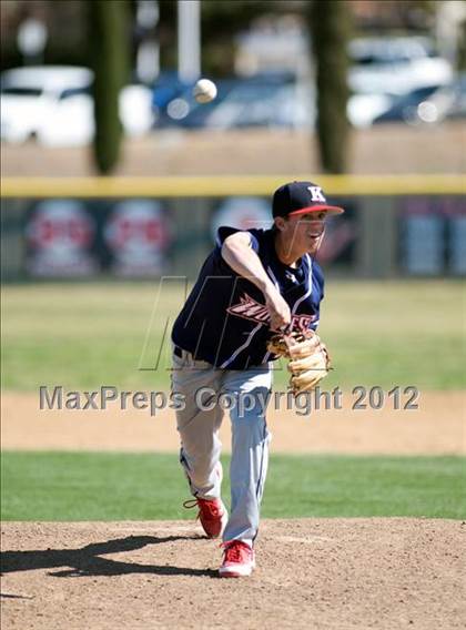 Thumbnail 1 in Beaumont vs. King photogallery.