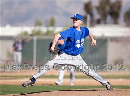 Thumbnail 3 in Beaumont vs. King photogallery.