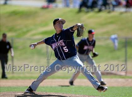 Thumbnail 3 in Beaumont vs. King photogallery.