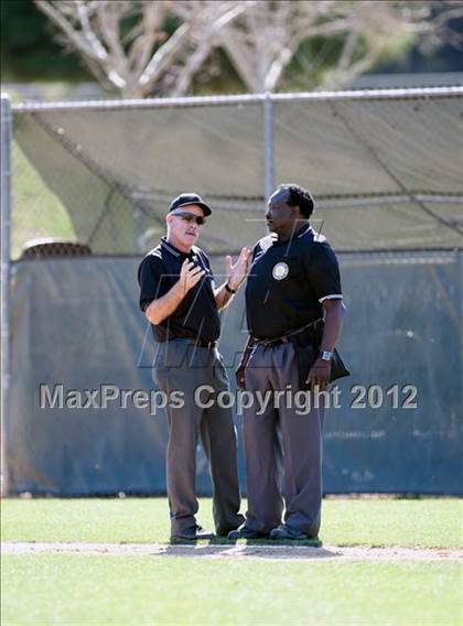 Thumbnail 2 in Beaumont vs. King photogallery.