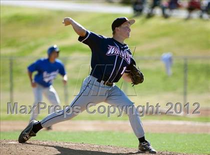 Thumbnail 3 in Beaumont vs. King photogallery.