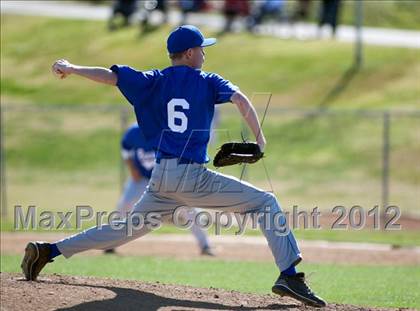 Thumbnail 3 in Beaumont vs. King photogallery.