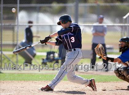 Thumbnail 1 in Beaumont vs. King photogallery.