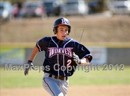 Thumbnail 1 in Beaumont vs. King photogallery.