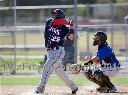 Thumbnail 2 in Beaumont vs. King photogallery.
