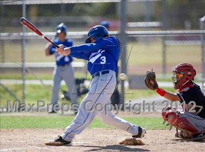 Thumbnail 1 in Beaumont vs. King photogallery.