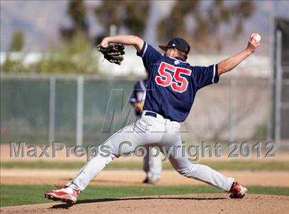 Thumbnail 1 in Beaumont vs. King photogallery.