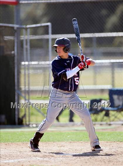 Thumbnail 2 in Beaumont vs. King photogallery.