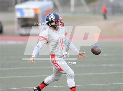 Thumbnail 2 in Village Christian vs. Whittier Christian photogallery.