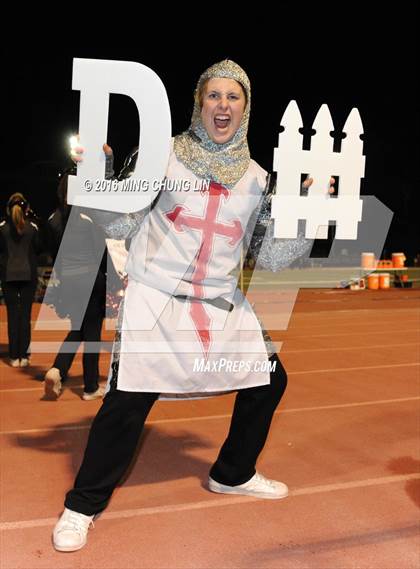 Thumbnail 1 in Village Christian vs. Whittier Christian photogallery.