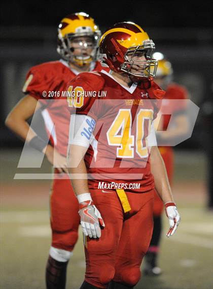 Thumbnail 2 in Village Christian vs. Whittier Christian photogallery.