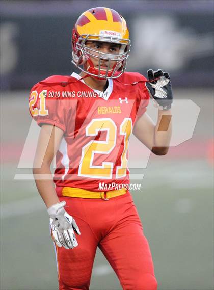 Thumbnail 2 in Village Christian vs. Whittier Christian photogallery.