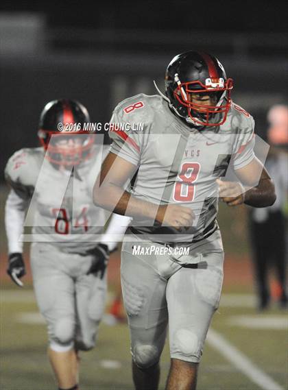 Thumbnail 2 in Village Christian vs. Whittier Christian photogallery.