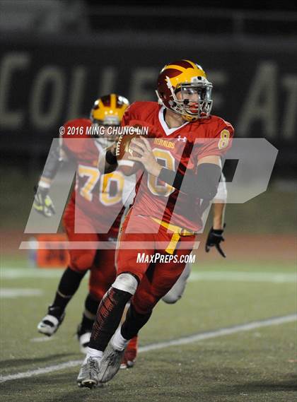 Thumbnail 1 in Village Christian vs. Whittier Christian photogallery.