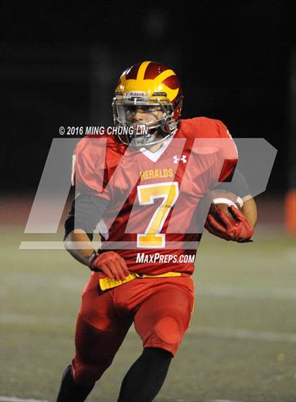 Thumbnail 2 in Village Christian vs. Whittier Christian photogallery.