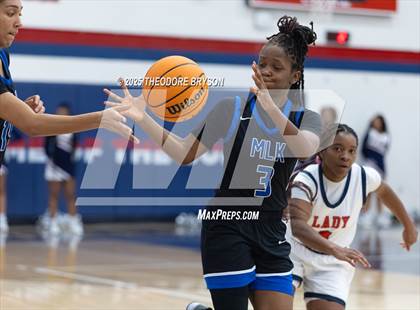 Thumbnail 2 in Martin Luther King Jr. Magnet @ Whites Creek photogallery.