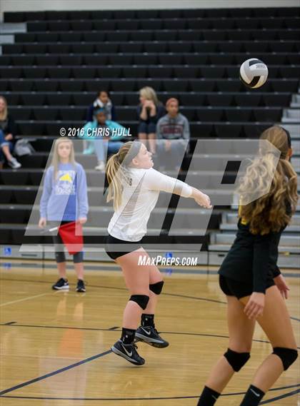 Thumbnail 3 in R.J. Reynolds @ Hough photogallery.