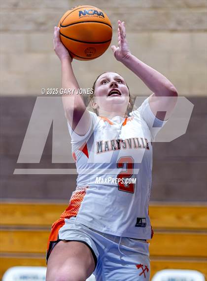 Thumbnail 1 in Marysville vs. Wheatland (Chavez Christmas Classic) photogallery.