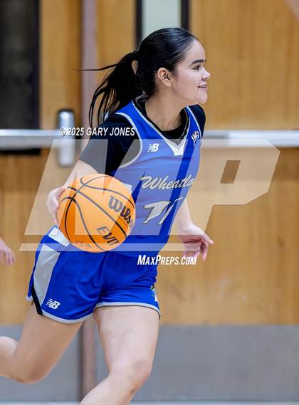 Thumbnail 3 in Marysville vs. Wheatland (Chavez Christmas Classic) photogallery.