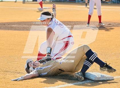 Thumbnail 1 in Del Norte @ St. Helena (CIF NCS Division 4 Final) photogallery.