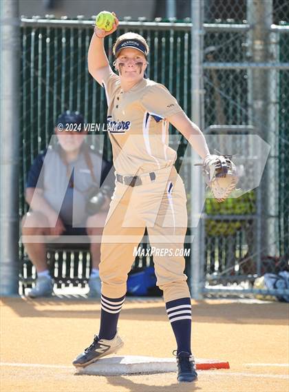 Thumbnail 2 in Del Norte @ St. Helena (CIF NCS Division 4 Final) photogallery.