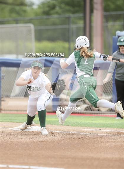 Thumbnail 1 in Templeton vs. Dinuba (CIF CS D3 Final) photogallery.