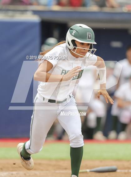 Thumbnail 2 in Templeton vs. Dinuba (CIF CS D3 Final) photogallery.