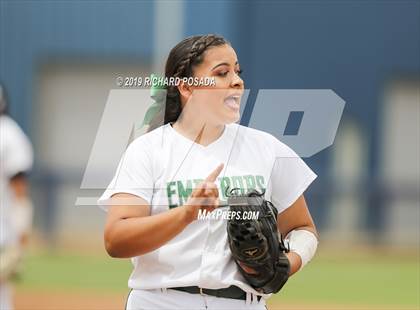 Thumbnail 3 in Templeton vs. Dinuba (CIF CS D3 Final) photogallery.