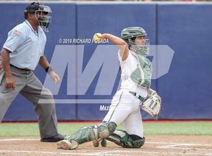 Thumbnail 3 in Templeton vs. Dinuba (CIF CS D3 Final) photogallery.