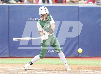 Thumbnail 2 in Templeton vs. Dinuba (CIF CS D3 Final) photogallery.