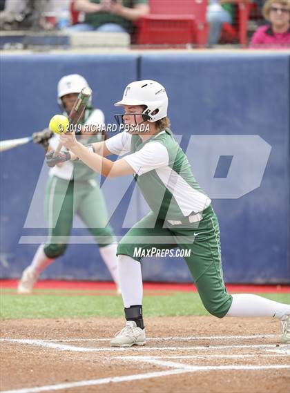 Thumbnail 3 in Templeton vs. Dinuba (CIF CS D3 Final) photogallery.