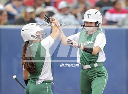Thumbnail 1 in Templeton vs. Dinuba (CIF CS D3 Final) photogallery.