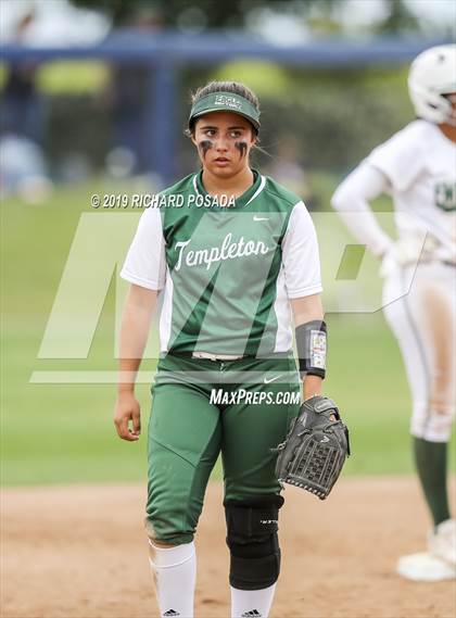Thumbnail 3 in Templeton vs. Dinuba (CIF CS D3 Final) photogallery.