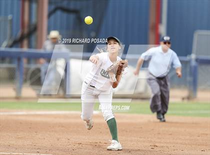 Thumbnail 2 in Templeton vs. Dinuba (CIF CS D3 Final) photogallery.