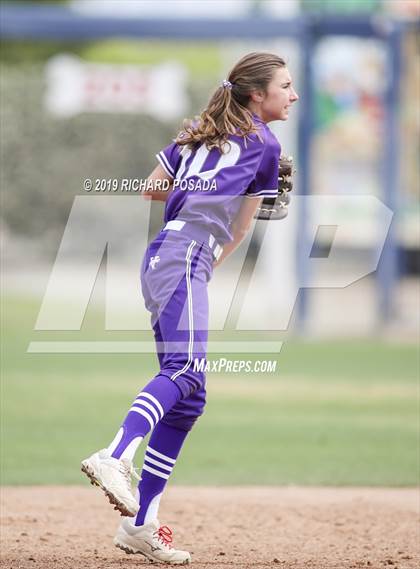 Thumbnail 1 in Templeton vs. Dinuba (CIF CS D3 Final) photogallery.