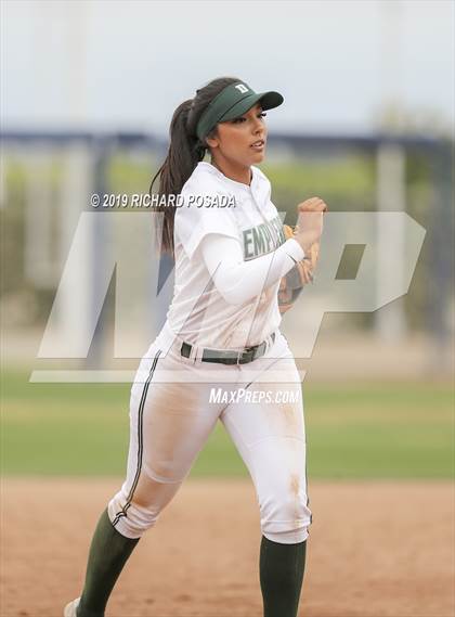 Thumbnail 1 in Templeton vs. Dinuba (CIF CS D3 Final) photogallery.