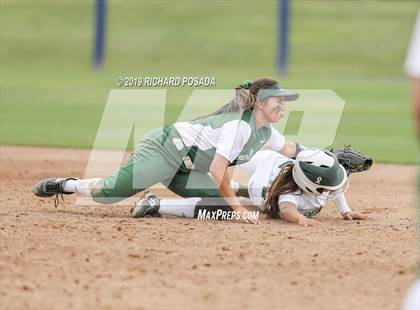 Thumbnail 2 in Templeton vs. Dinuba (CIF CS D3 Final) photogallery.