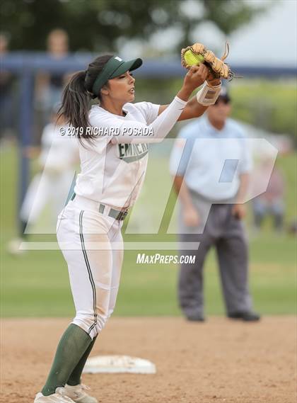 Thumbnail 2 in Templeton vs. Dinuba (CIF CS D3 Final) photogallery.