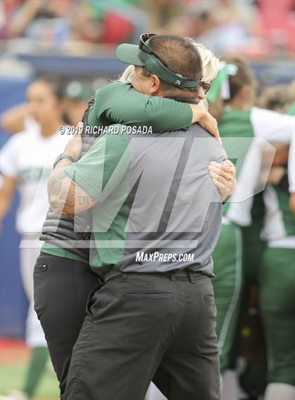 Thumbnail 3 in Templeton vs. Dinuba (CIF CS D3 Final) photogallery.